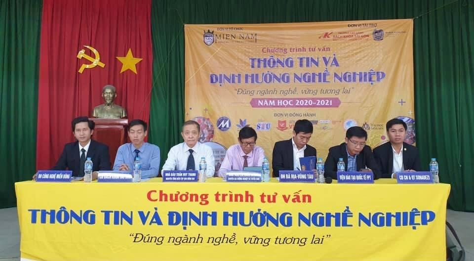 Tham gia Tư vấn, Đinh hướng ngề nghiệp tại tỉnh Đồng Nai Tham gia Tư vấn, Đinh hướng ngề nghiệp tại tỉnh Đồng Nai