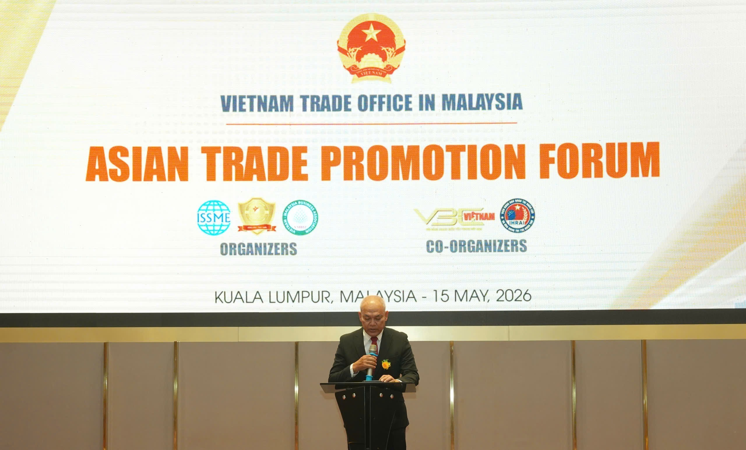 Ông Hambali Mukhlas, Phó Chủ tịch Hội Doanh nghiệp Việt Nam tại Malaysia chia sẻ tại diễn đàn hambalimukhalas